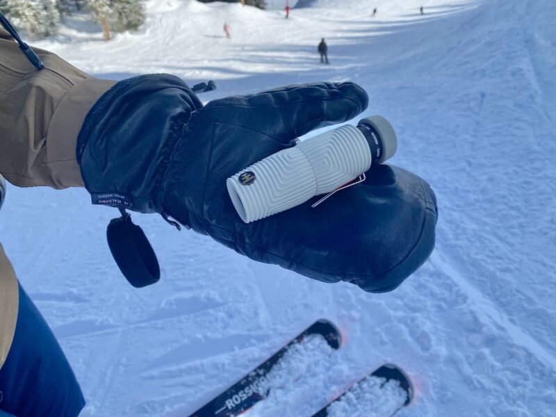 PlanetSKI Gear Reviews from Canada. Image © PlanetSKI
